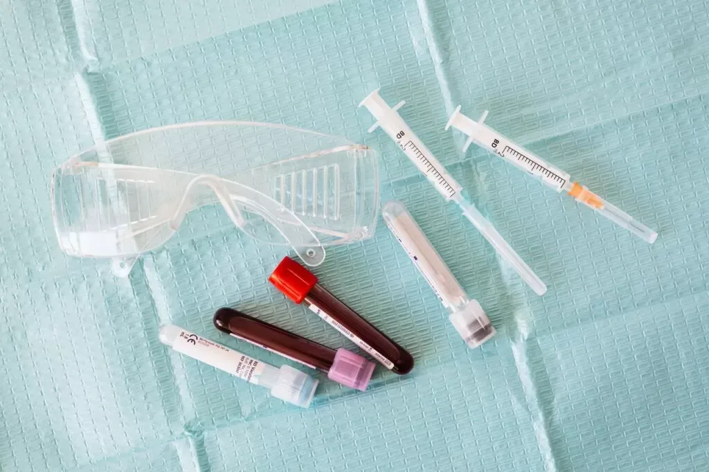 1. Hemoleucograma completă: cele mai frecvente întrebări şi răspunsuri Dacă ai ajuns la acest articol, cu siguranță ai anumite întrebări în ceea ce privește homoleucograma completă și scopul pe care îl îndeplinește. Iată răspunsurile celor mai comune dileme cu privire la acest set de analize: